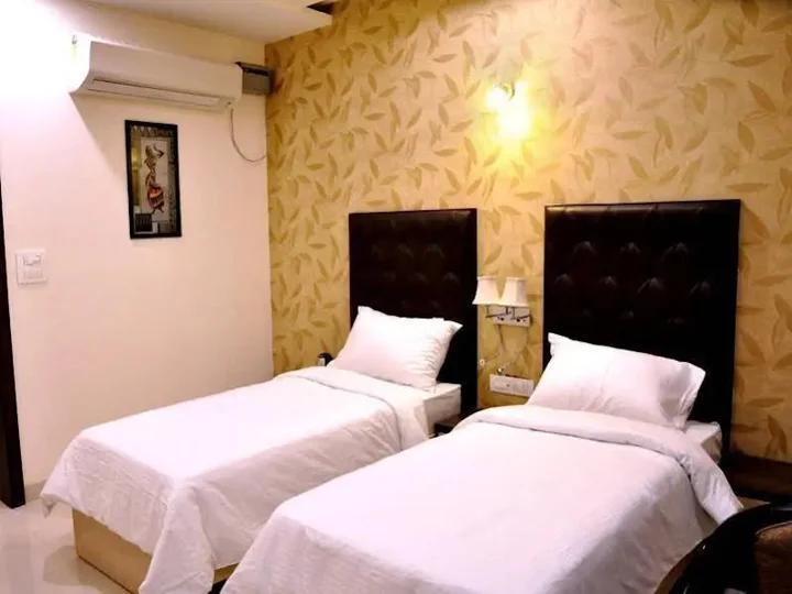 Гвалиор: Hotel The Bellevue  Gwalior