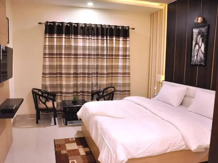 Гвалиор: Hotel The Bellevue  Gwalior