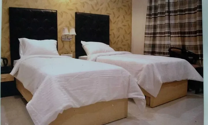 Гвалиор: Hotel The Bellevue  Gwalior