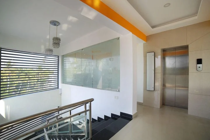 Тируванантапурам: OYO 2300 Hotel The Platinum Inn