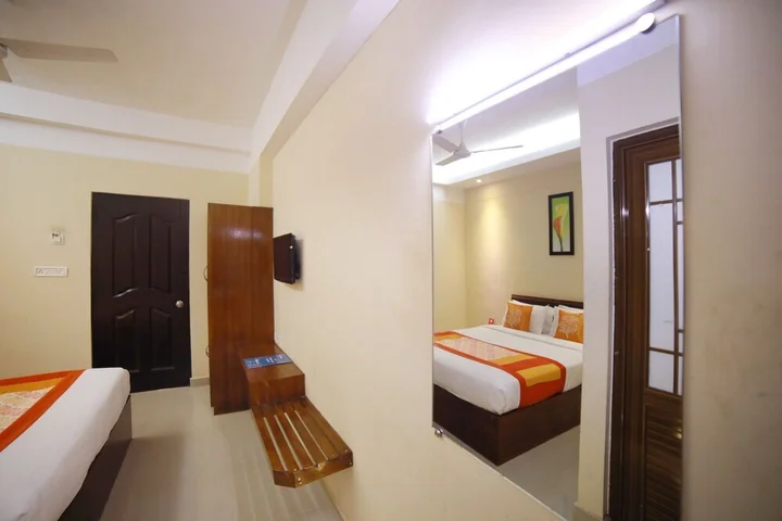 Тируванантапурам: OYO 2300 Hotel The Platinum Inn