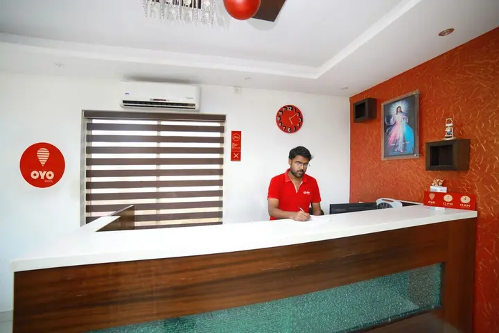 Тируванантапурам: OYO 2300 Hotel The Platinum Inn