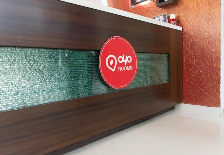 Тируванантапурам: OYO 2300 Hotel The Platinum Inn