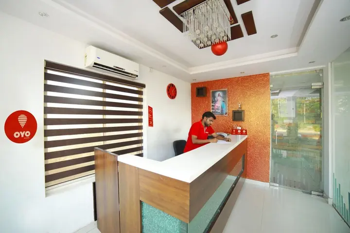 Тируванантапурам: OYO 2300 Hotel The Platinum Inn