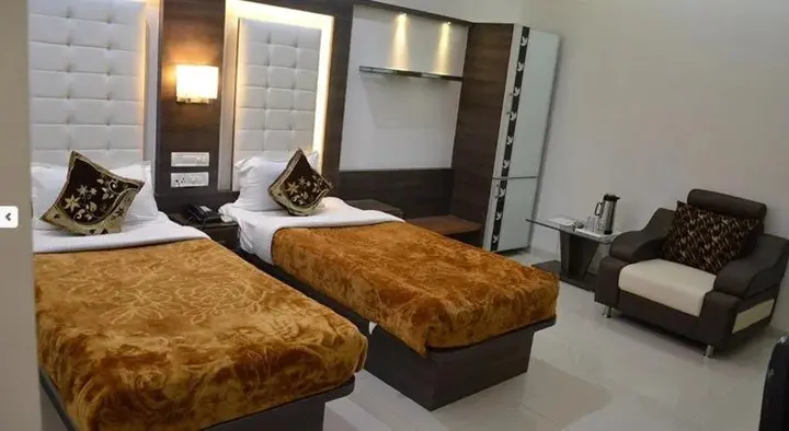 Бхаруч: Hotel Ashish