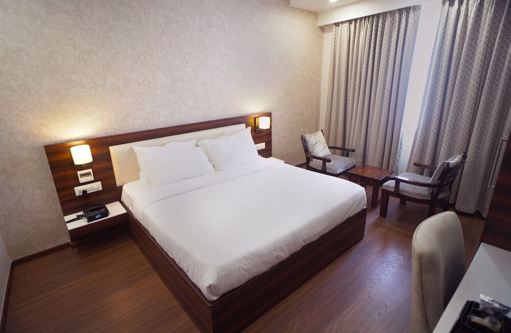 Путтапартхи: Sai Maa Hotel & Residency