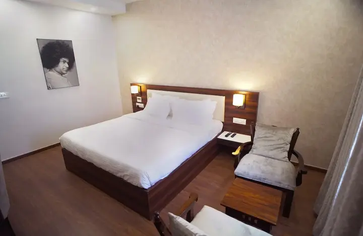 Путтапартхи: Sai Maa Hotel & Residency