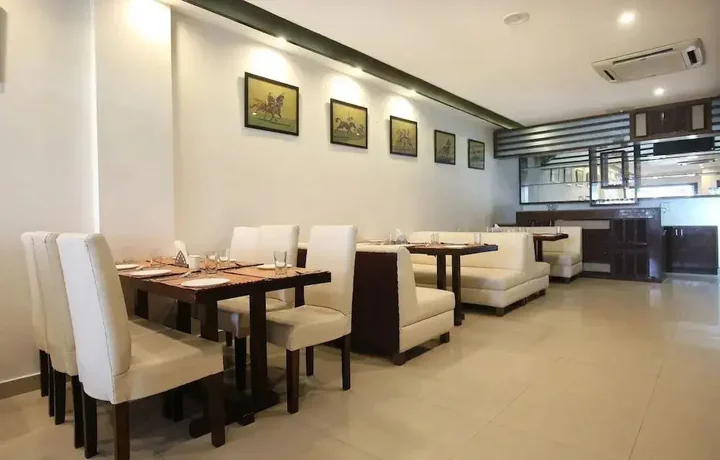 Джаландхар: OYO 3791 Hotel Umed Grand