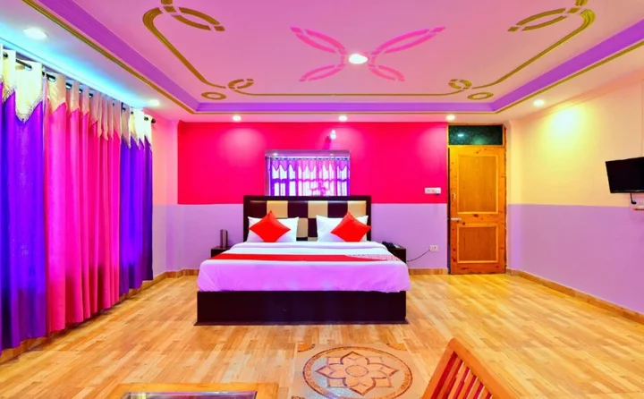 Манали: Hotel Peak View
