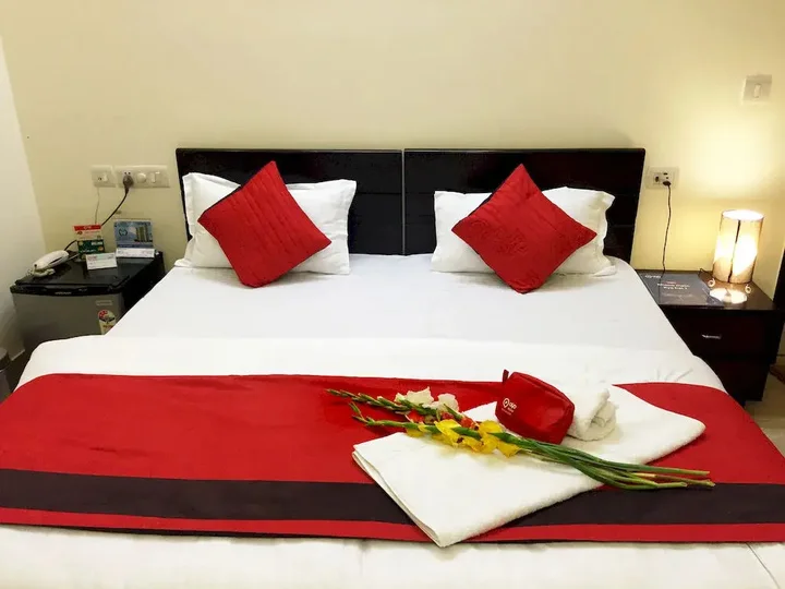 Гуруграм: Hotel Delhi Marine Club Gurgaon
