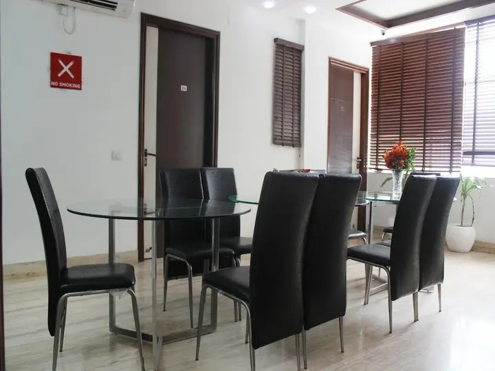 Гуруграм: Hotel Delhi Marine Club Gurgaon