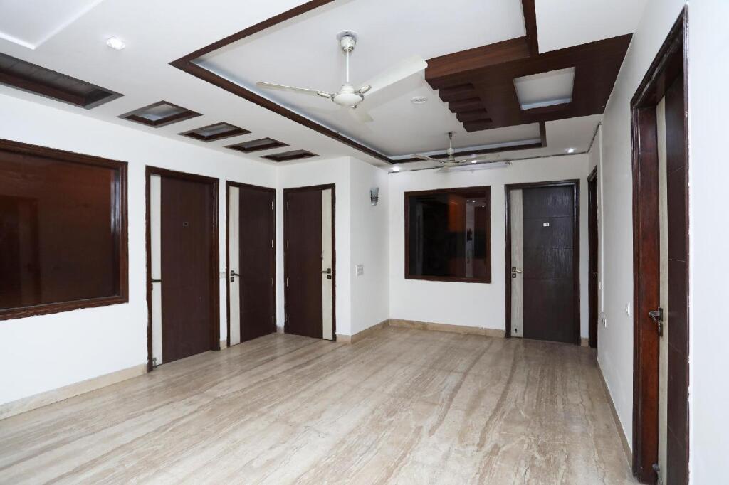 Гуруграм: Hotel Delhi Marine Club Gurgaon