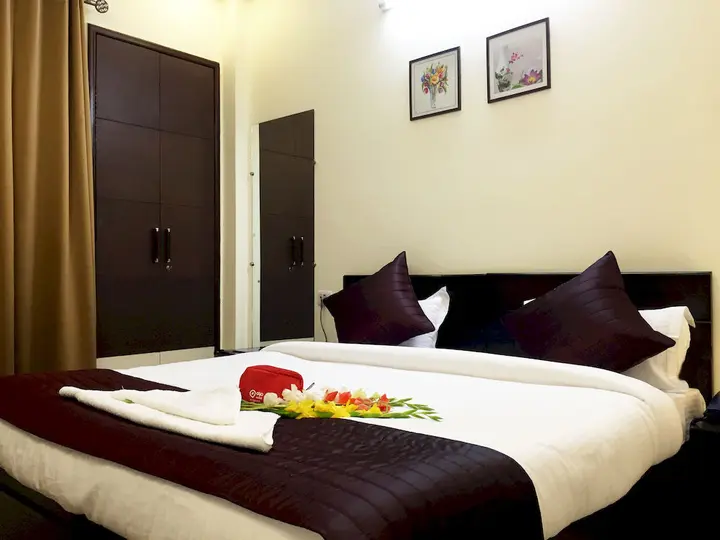 Гуруграм: Hotel Delhi Marine Club Gurgaon