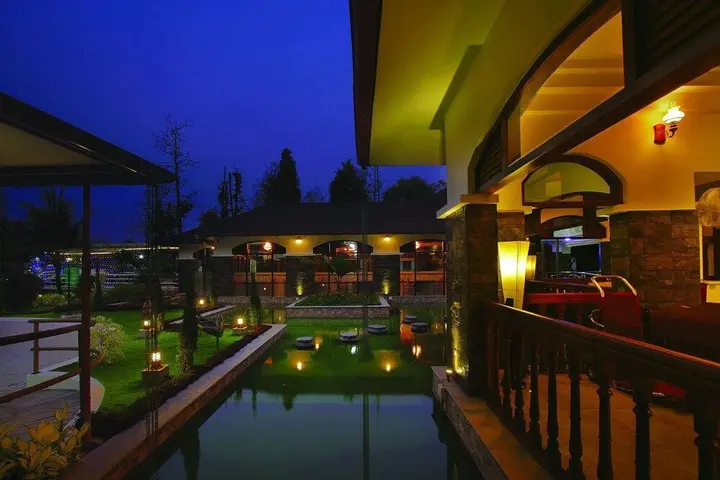 Куруппумтара: Wetzlar Resorts and Hotels