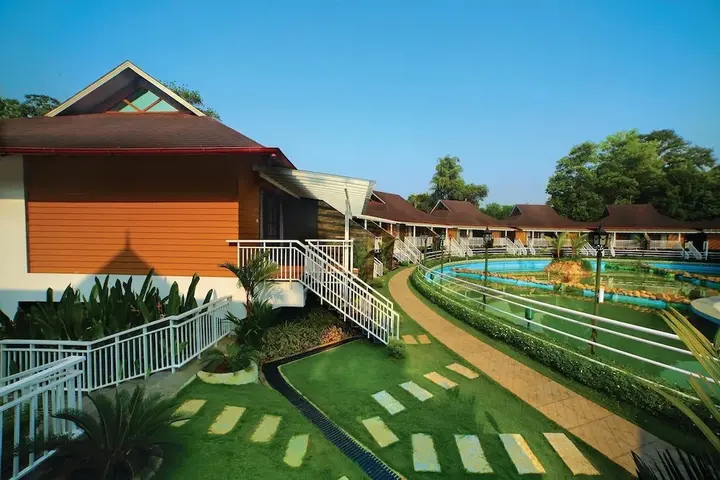 Куруппумтара: Wetzlar Resorts and Hotels