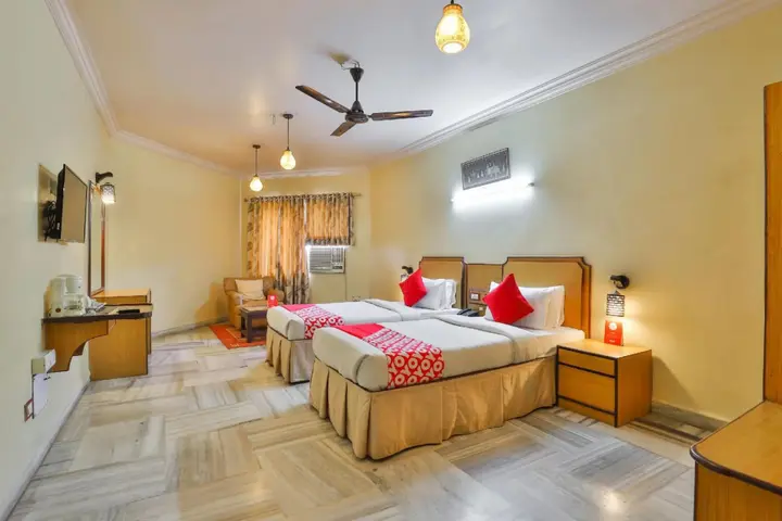Вапи: Hotel Woodlands