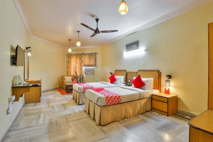 Вапи: Hotel Woodlands