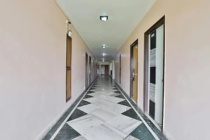 Вапи: Hotel Woodlands