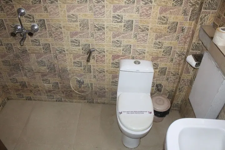 Колката: Hotel Heera