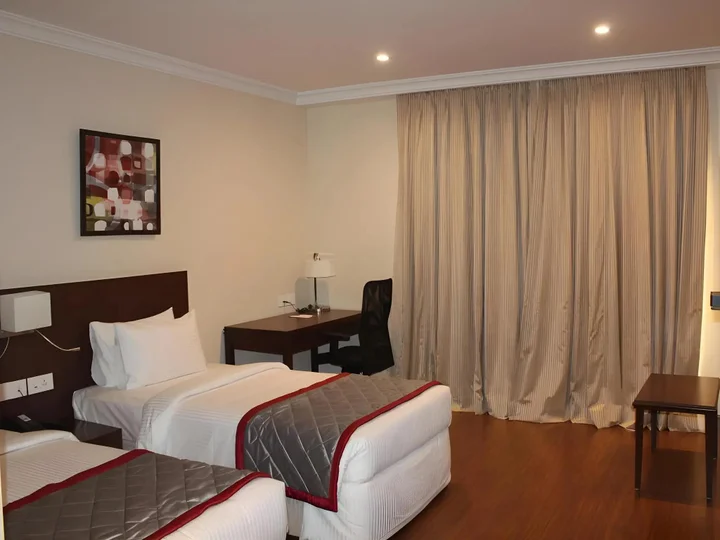 Хидерабад: The Altruist Business Hotel