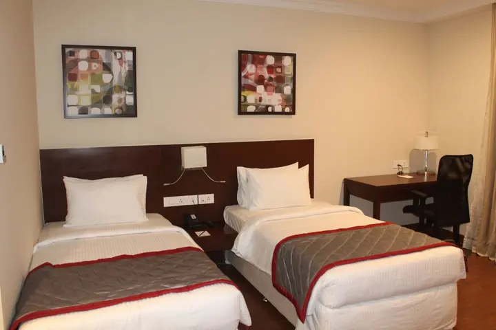 Хидерабад: The Altruist Business Hotel