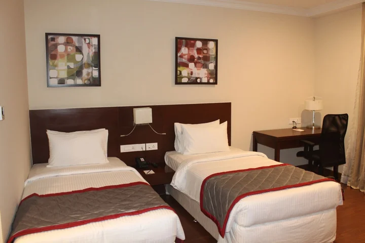 Хидерабад: The Altruist Business Hotel