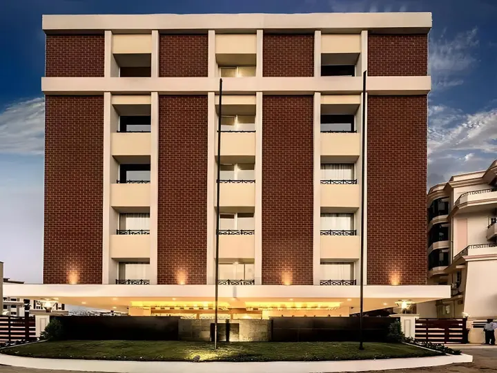 Хидерабад: The Altruist Business Hotel