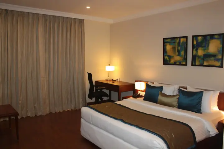 Хидерабад: The Altruist Business Hotel