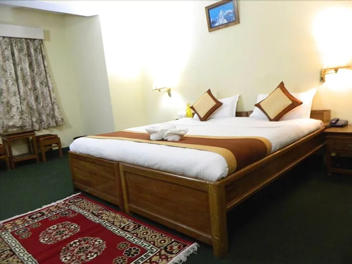 Пеллинг: Hotel Dubdi