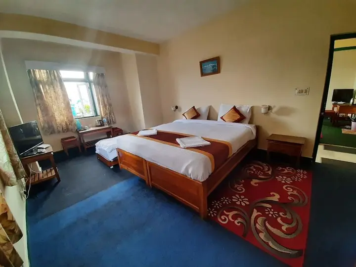 Пеллинг: Hotel Dubdi