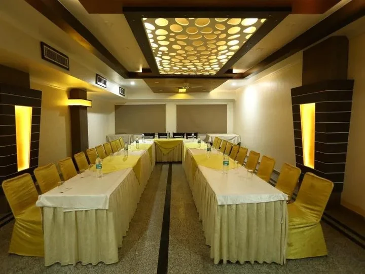 Ганганагар: Pagoda Hotel