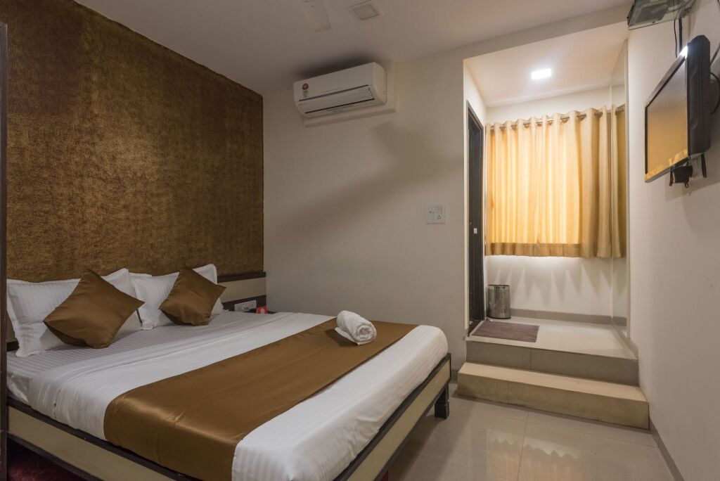 Мумбаи: OYO 7892 Hotel Minerva Residency
