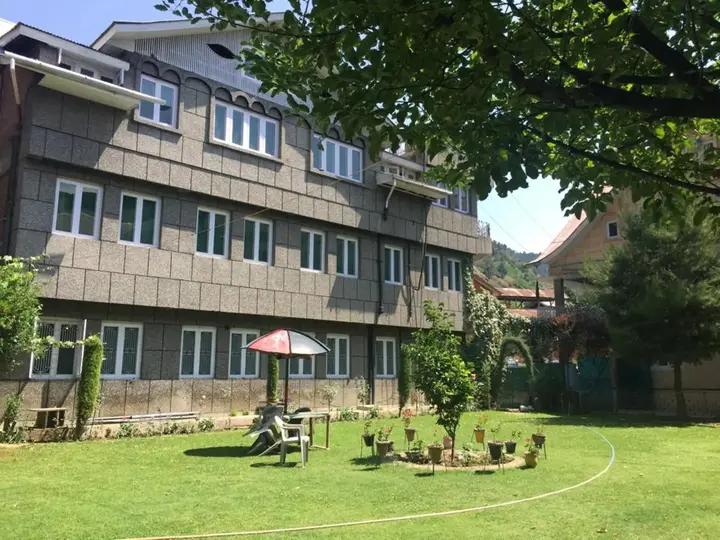 Шринагар: Hotel Humza