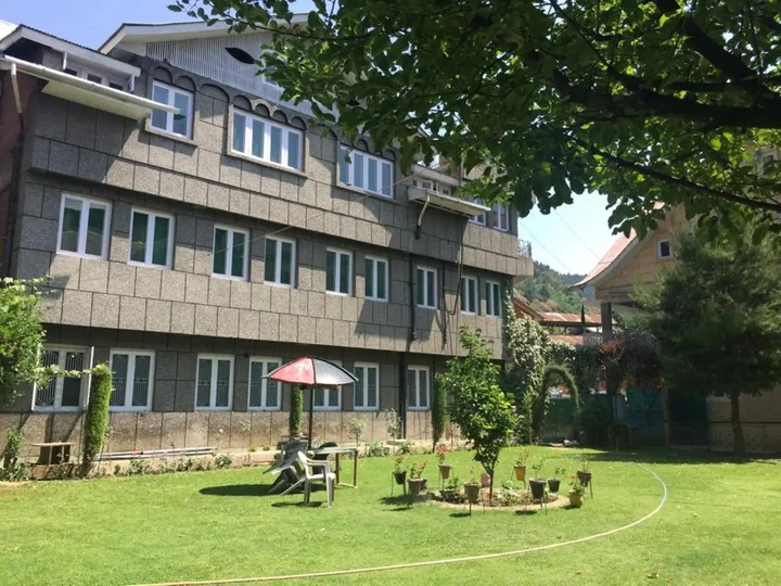 Шринагар: Hotel Humza