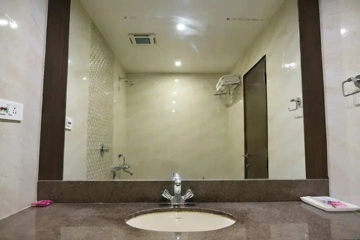 Гувахати: Hotel Rituraj Guwahati