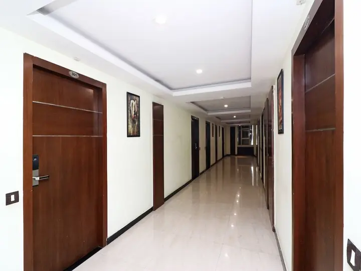 Варанаси: Capital O 4010 Puja Residency