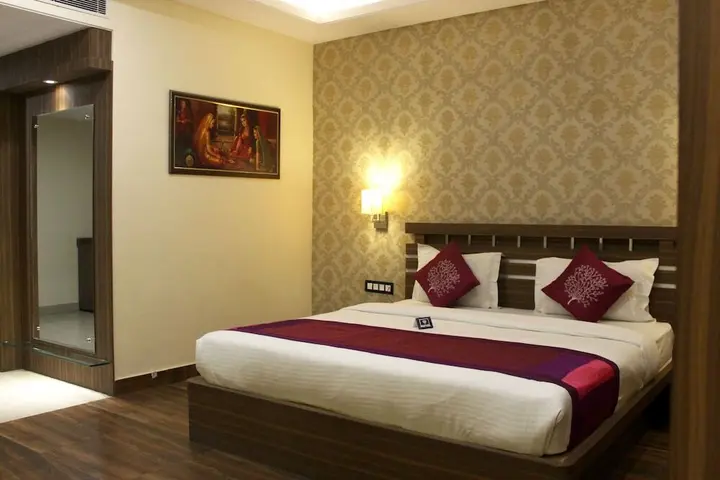 Варанаси: Capital O 4010 Puja Residency