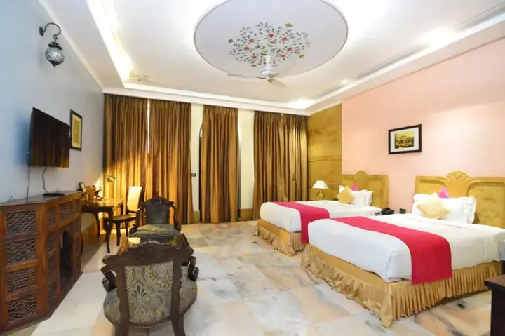Джайпур: Talai Bagh Palace