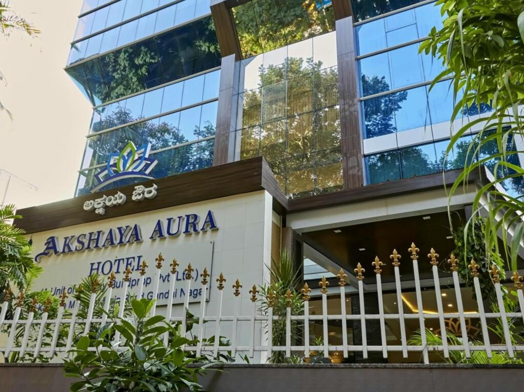 Бангалор: Akshaya Aura