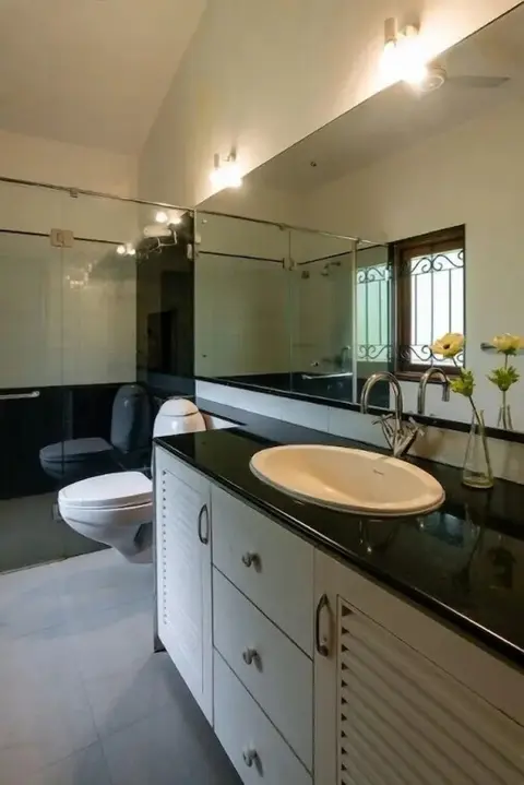 Верем: La Quinta Saipem Hills , Goa
