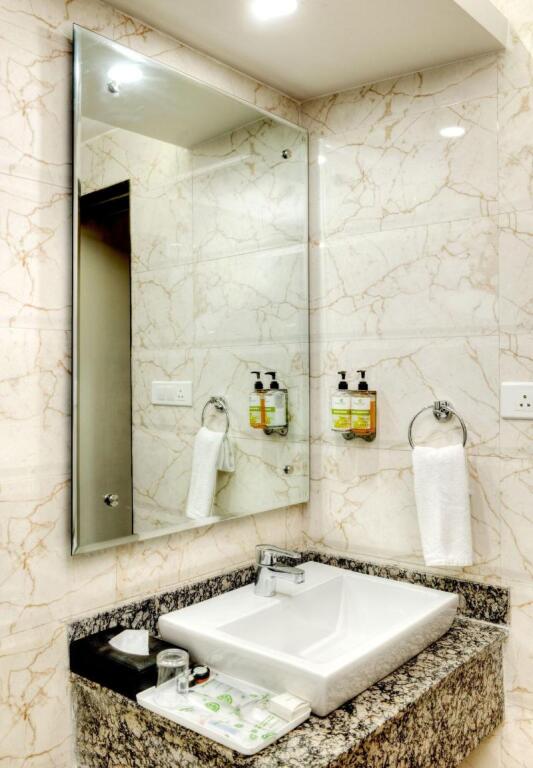 Катра: Lemon Tree Hotel, Katra