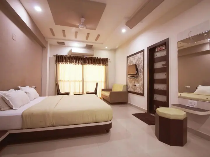 Дварка: Hotel Rudra Plaza