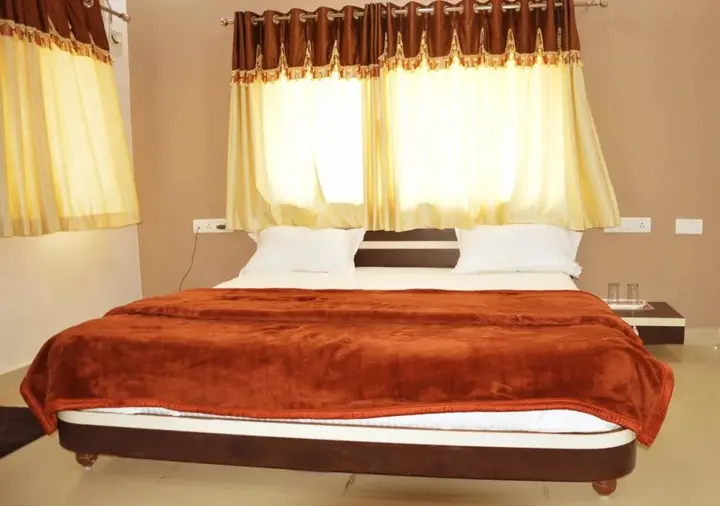 Дварка: Hotel Rudra Plaza