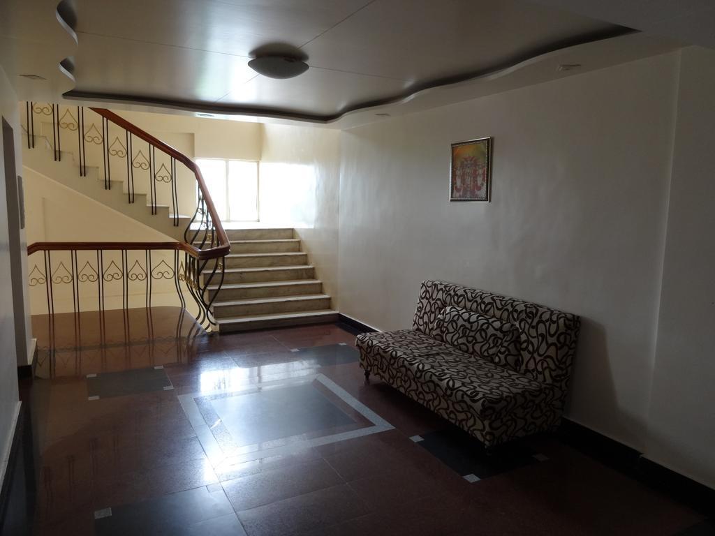 Виджаявада: Hotel Ilapuram