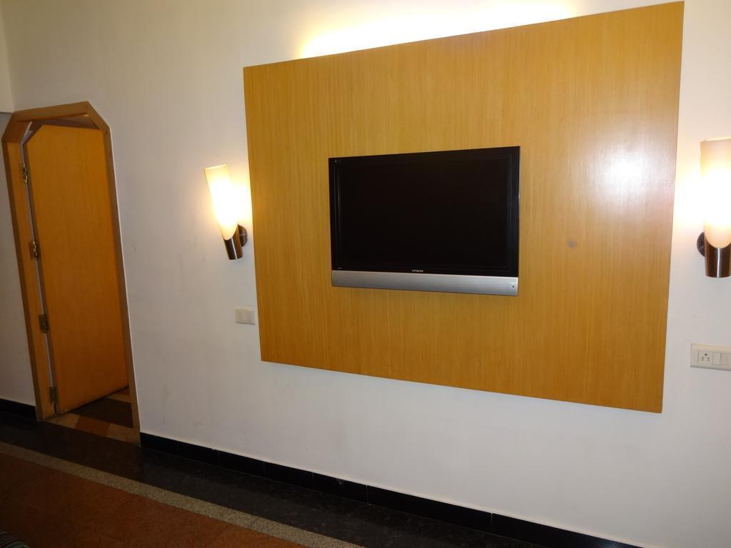 Виджаявада: Hotel Ilapuram