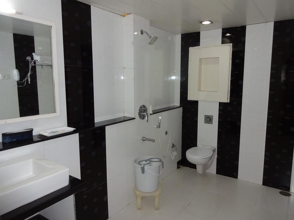 Виджаявада: Hotel Ilapuram