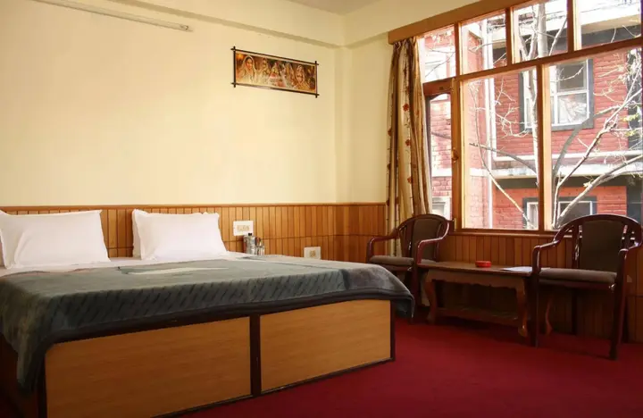 Манали: Hotel New Adarsh
