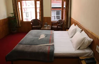 Манали: Hotel New Adarsh