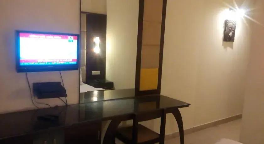 Нью-Дели: Hotel Surya Palace