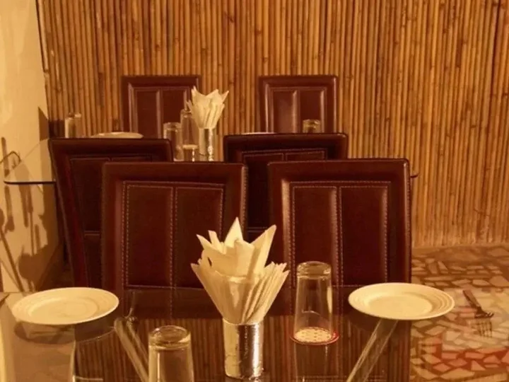 Нью-Дели: Hotel Surya Palace